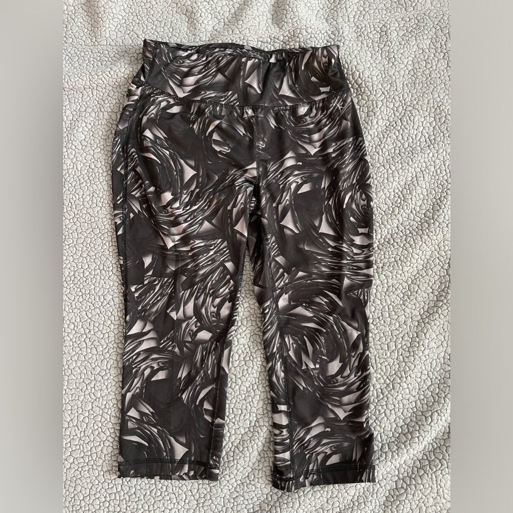 Capri workout leggings - Buy 2, Get 1 Free